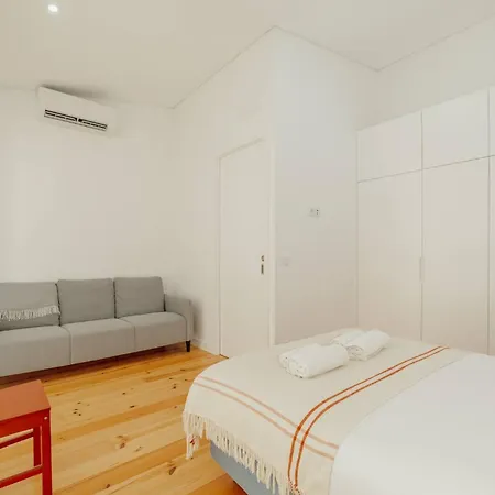 Holiday home Modern By Hosty *