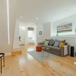 Modern By Hosty